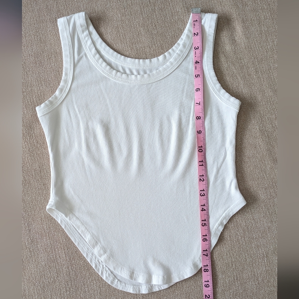 Sleeveless Ribbed High-Low Tank White - Picture 7 of 9